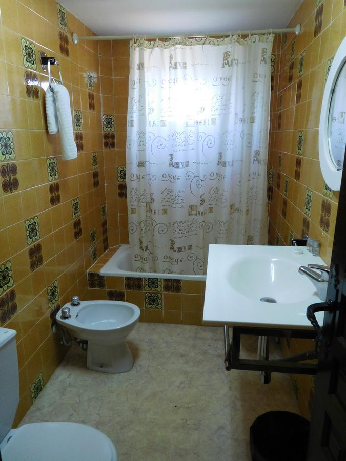 Hotel Restaurante Las Galias Zuera Eksteriør bilde