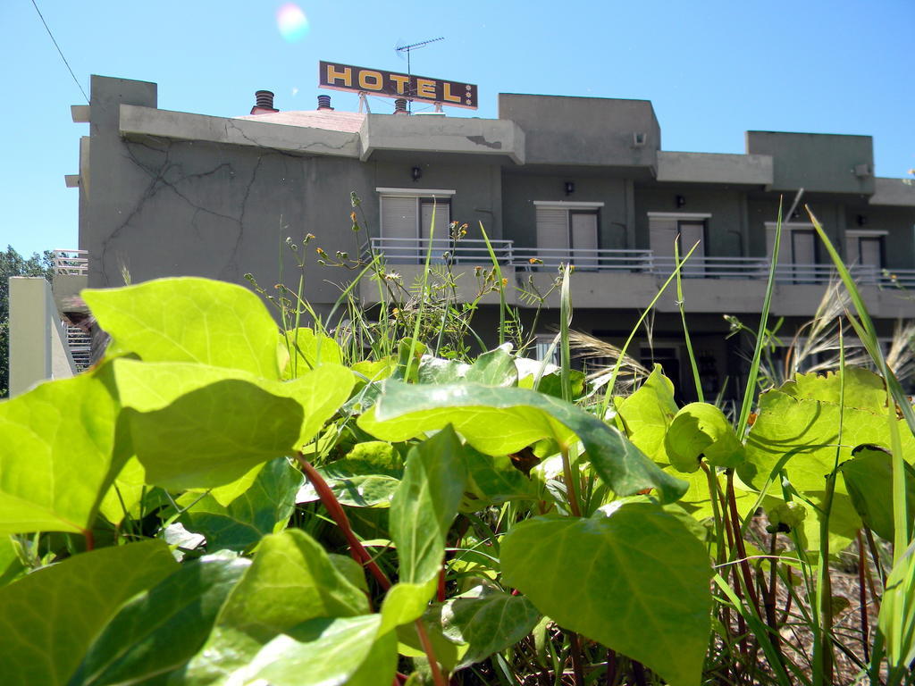 Hotel Restaurante Las Galias Zuera Eksteriør bilde