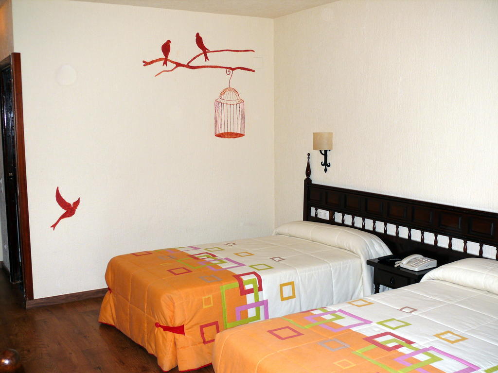 Hotel Restaurante Las Galias Zuera Eksteriør bilde