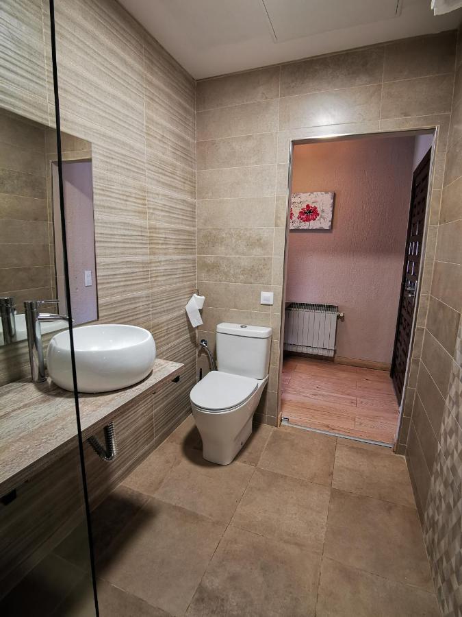 Hotel Restaurante Las Galias Zuera Eksteriør bilde